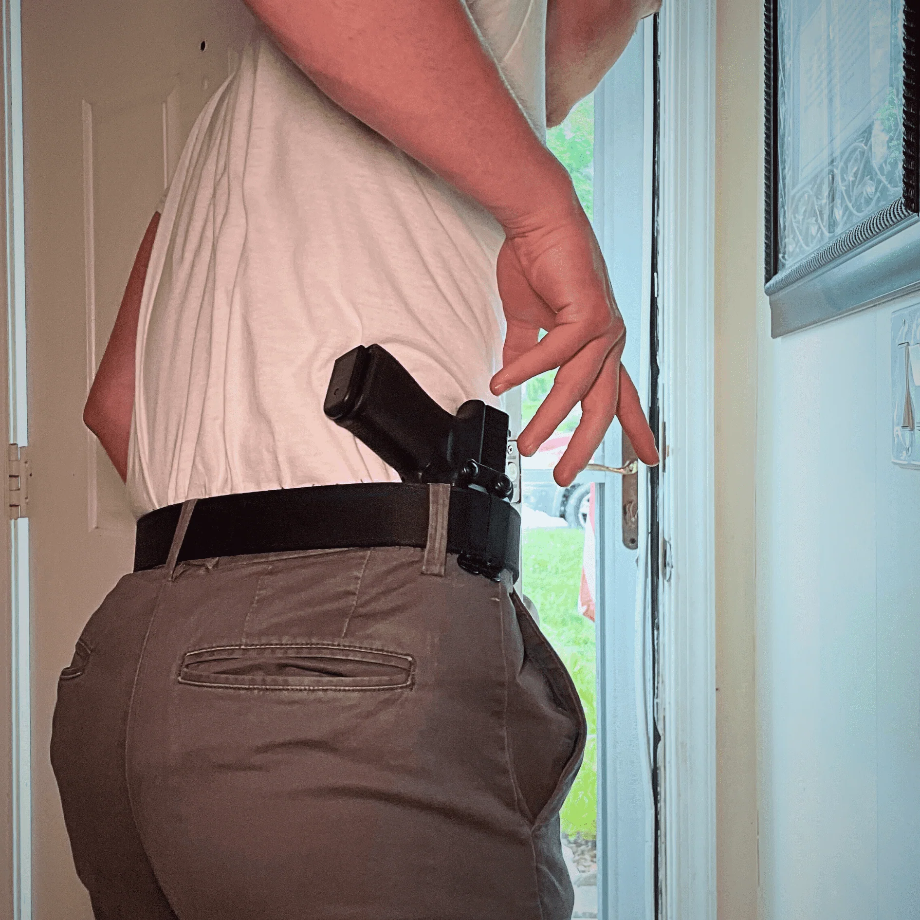 Breakout 2.0 IWB Holster | Rapid Access, Complete Concealment, and All-Day Comfort - Image 11