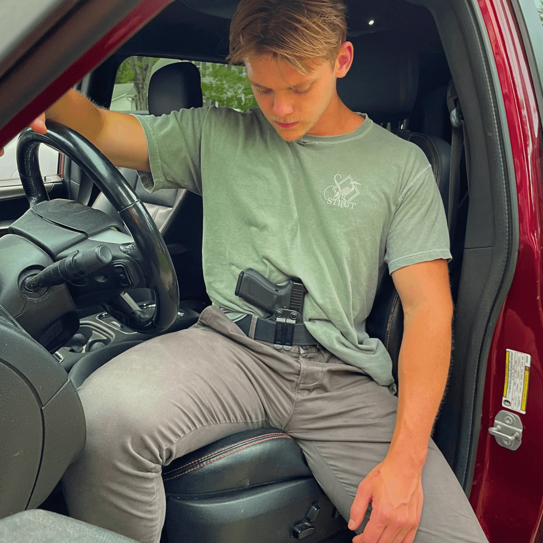 Breakout 2.0 IWB Holster | Rapid Access, Complete Concealment, and All-Day Comfort - Image 9
